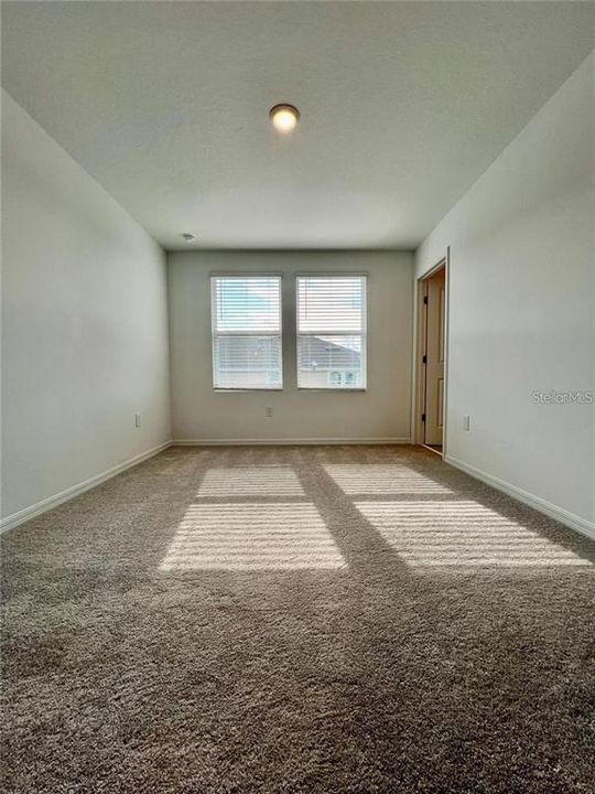 出租: $1,800 (2 贝兹, 2 浴室, 1187 平方英尺)