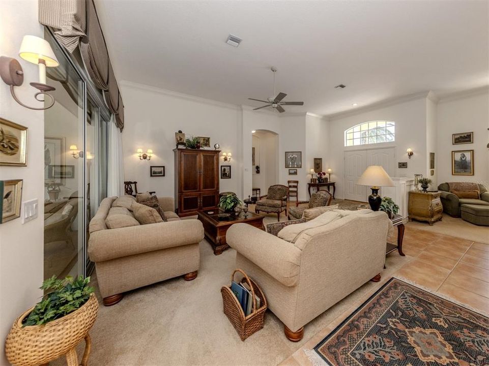 For Sale: $549,900 (3 beds, 2 baths, 2359 Square Feet)