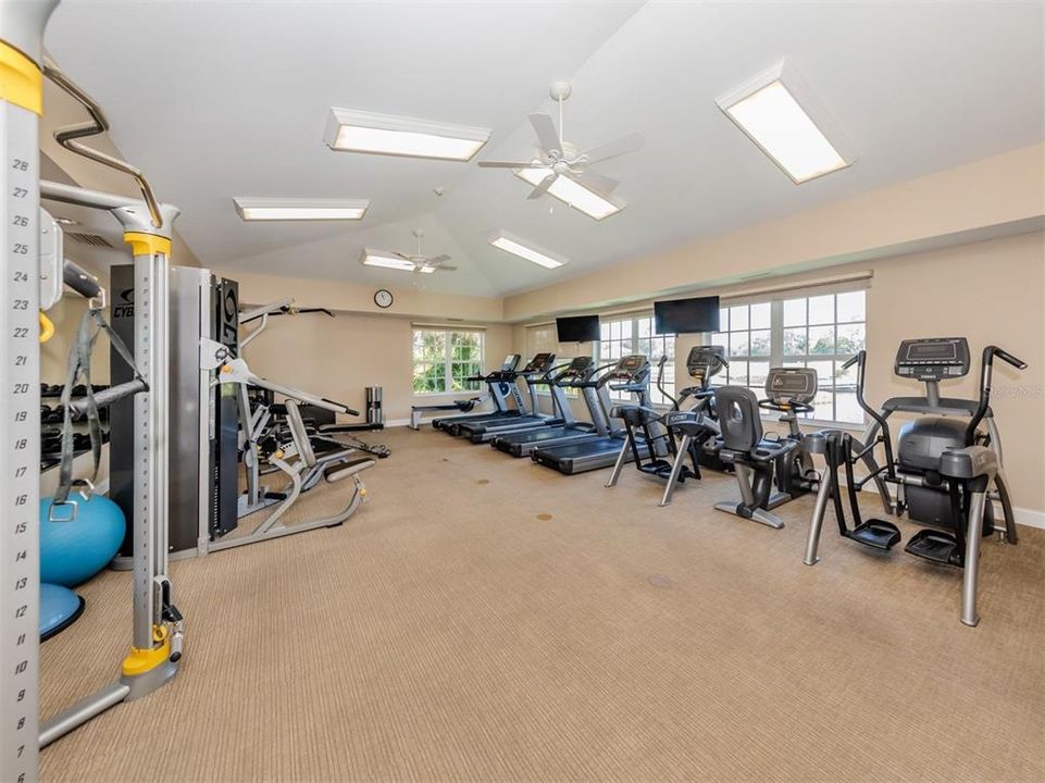 For Sale: $549,900 (3 beds, 2 baths, 2359 Square Feet)