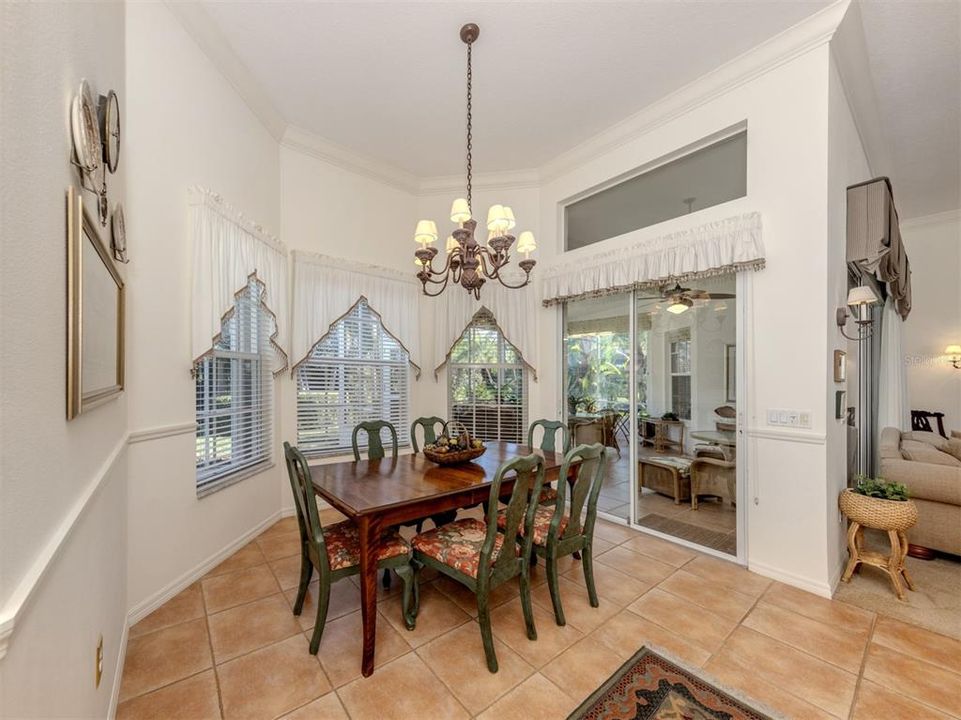 For Sale: $549,900 (3 beds, 2 baths, 2359 Square Feet)