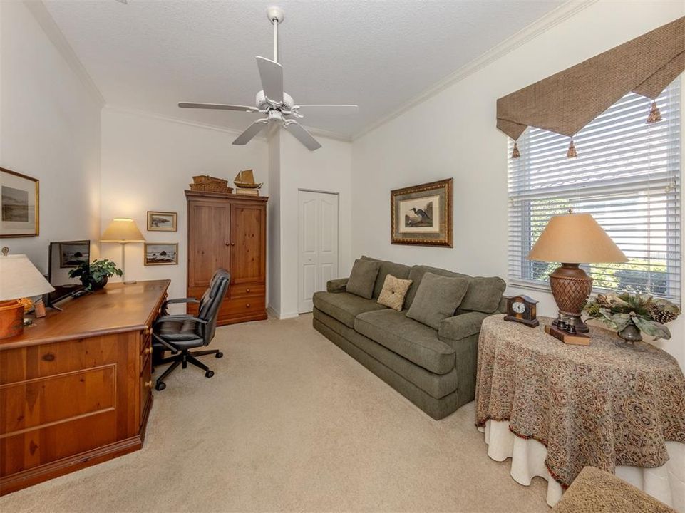 For Sale: $549,900 (3 beds, 2 baths, 2359 Square Feet)