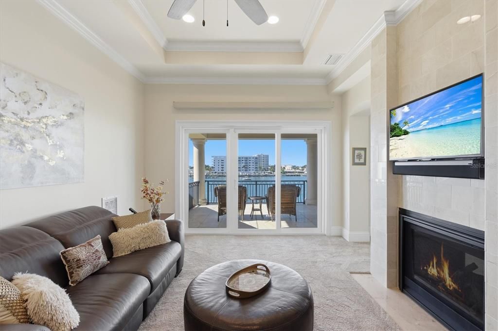 En Venta: $3,799,000 (3 camas, 2 baños, 3758 Pies cuadrados)