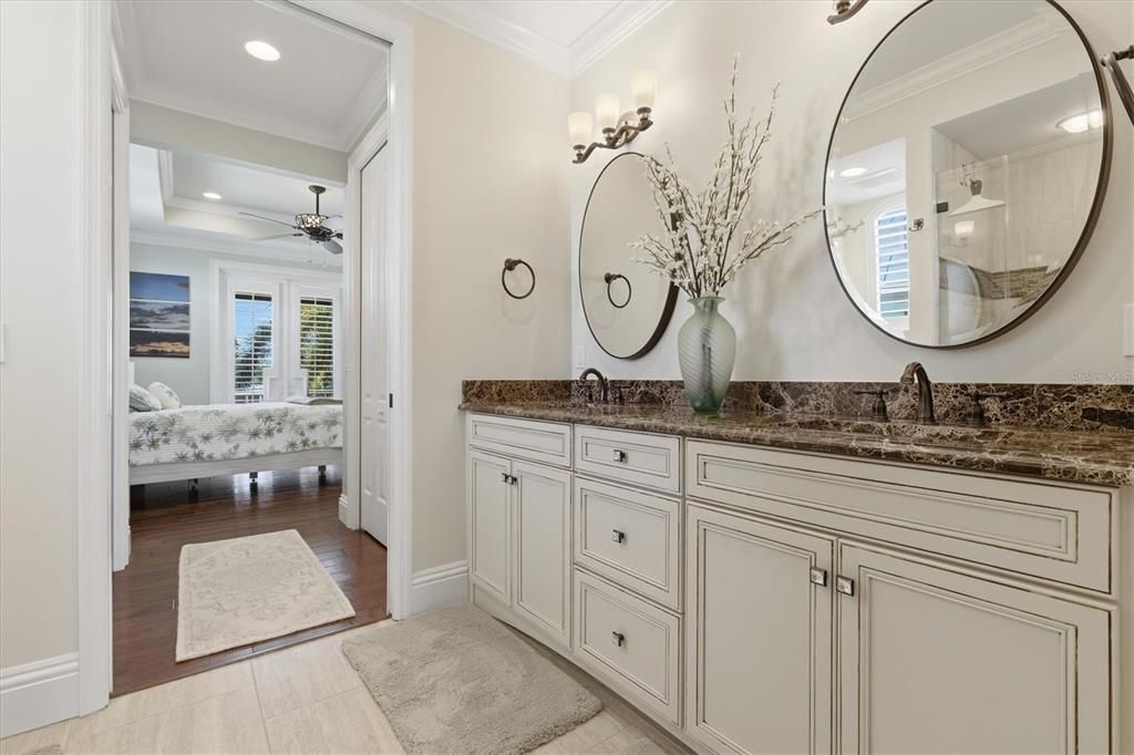 En Venta: $3,799,000 (3 camas, 2 baños, 3758 Pies cuadrados)