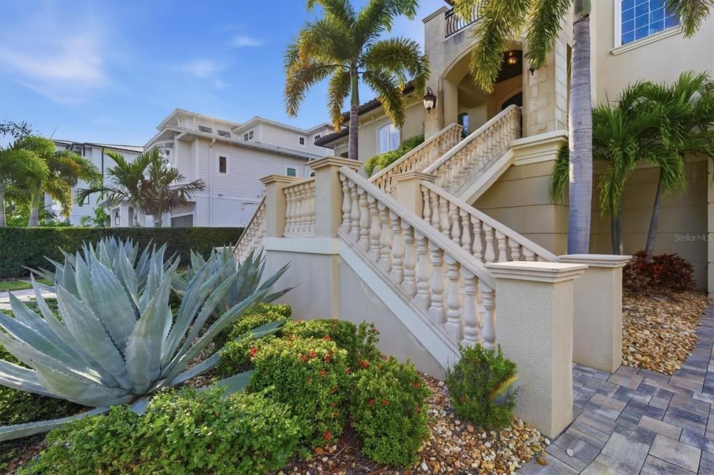 En Venta: $3,799,000 (3 camas, 2 baños, 3758 Pies cuadrados)