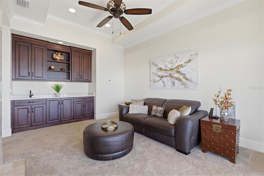 En Venta: $3,799,000 (3 camas, 2 baños, 3758 Pies cuadrados)