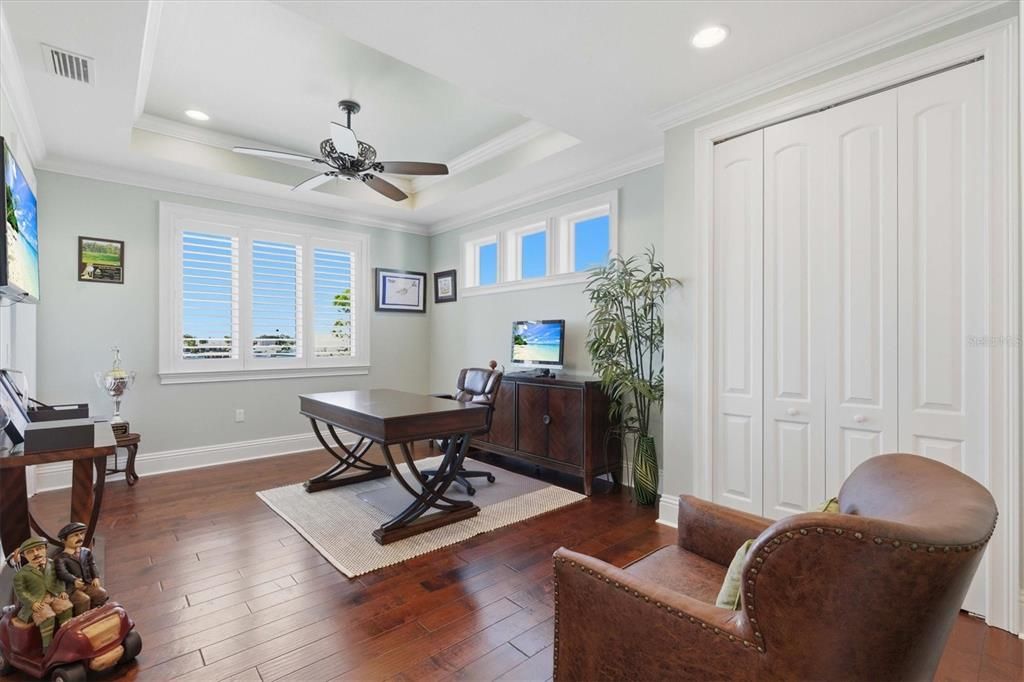 En Venta: $3,799,000 (3 camas, 2 baños, 3758 Pies cuadrados)