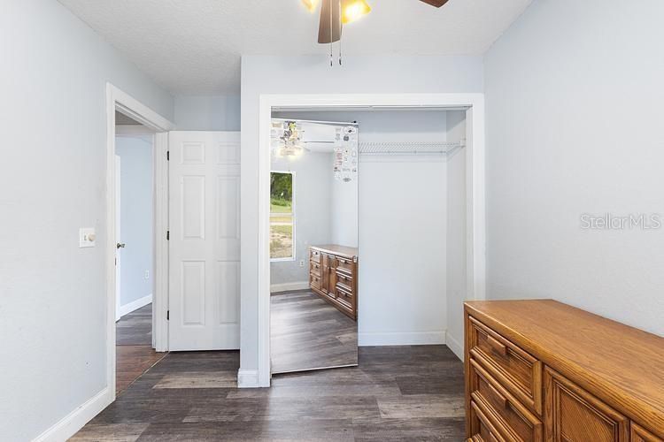 待售: $425,000 (3 贝兹, 2 浴室, 1224 平方英尺)