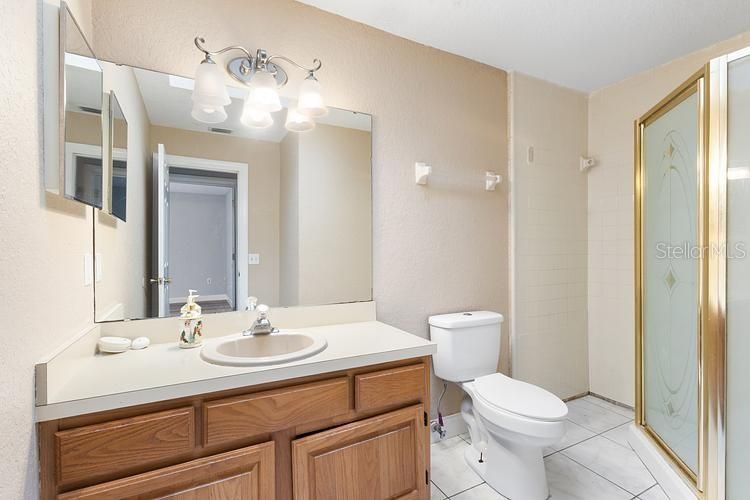 待售: $425,000 (3 贝兹, 2 浴室, 1224 平方英尺)