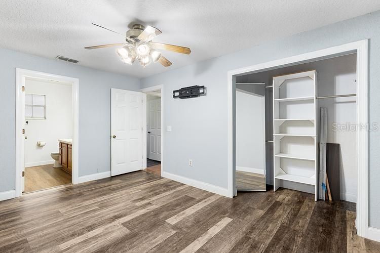 待售: $425,000 (3 贝兹, 2 浴室, 1224 平方英尺)