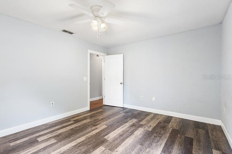 待售: $425,000 (3 贝兹, 2 浴室, 1224 平方英尺)