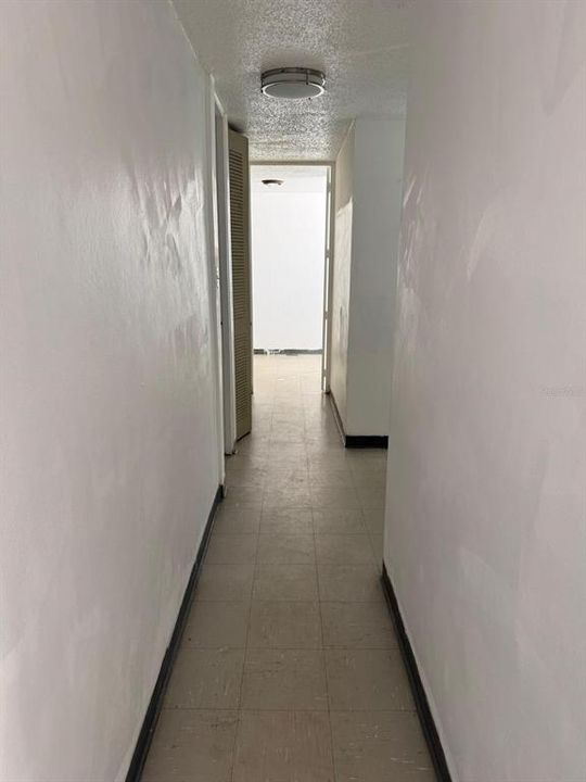 En Renta: $1,000 (3 camas, 1 baños, 915.42 Pies cuadrados)