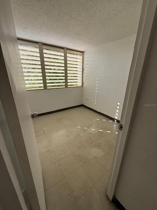 En Renta: $1,000 (3 camas, 1 baños, 915.42 Pies cuadrados)