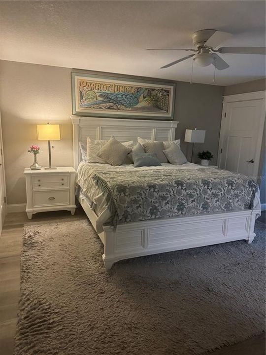 出租: $2,400 (3 贝兹, 2 浴室, 1677 平方英尺)