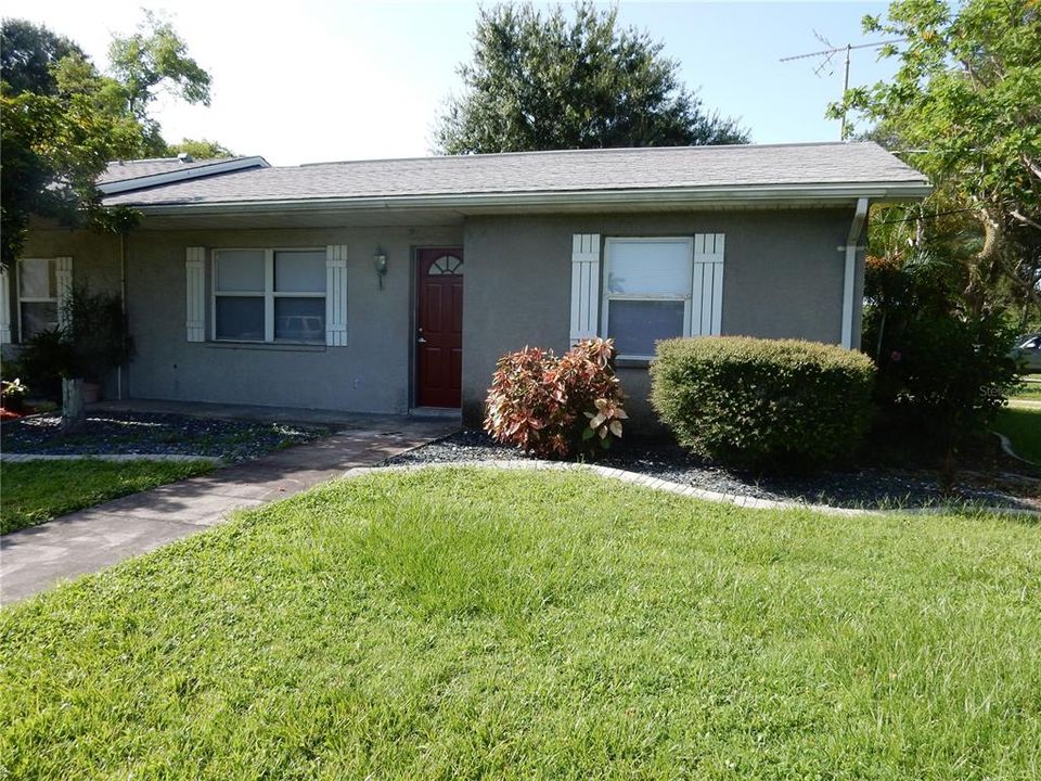 En Renta: $1,300 (2 camas, 1 baños, 800 Pies cuadrados)