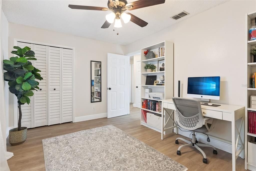 For Sale: $435,000 (4 beds, 2 baths, 1815 Square Feet)