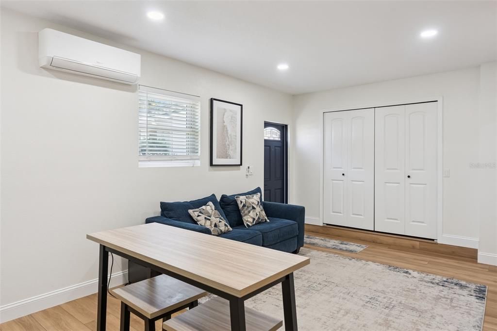 For Sale: $435,000 (4 beds, 2 baths, 1815 Square Feet)