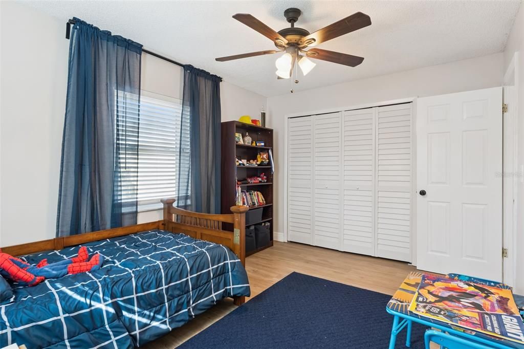 For Sale: $435,000 (4 beds, 2 baths, 1815 Square Feet)