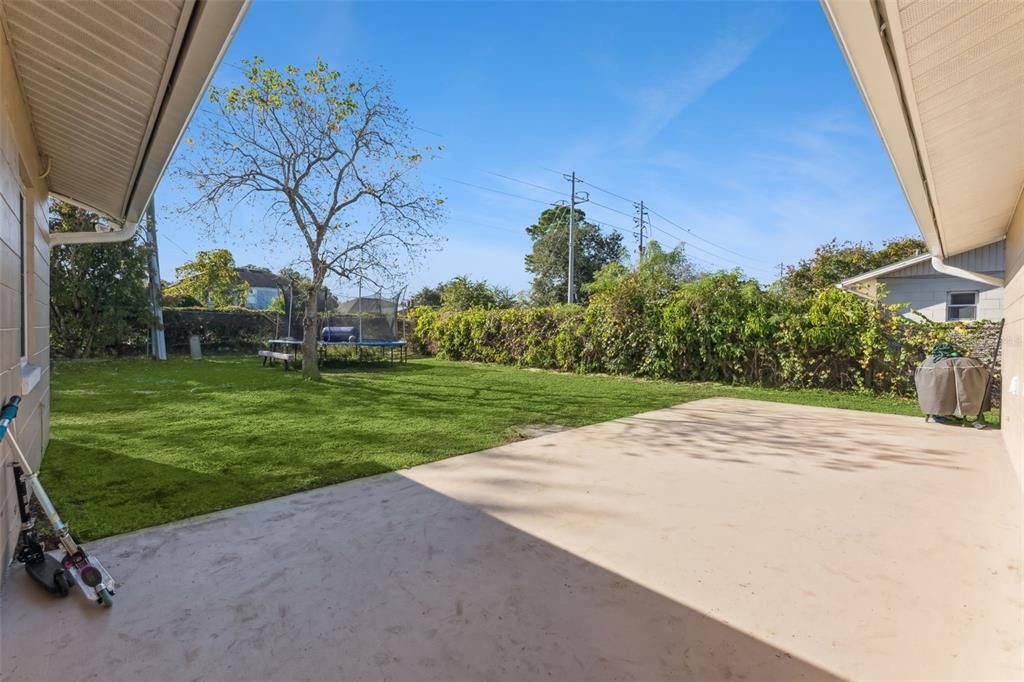 For Sale: $435,000 (4 beds, 2 baths, 1815 Square Feet)