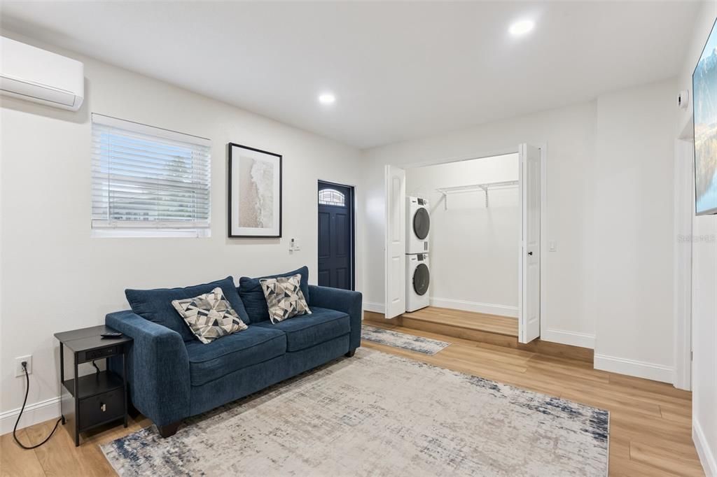 For Sale: $435,000 (4 beds, 2 baths, 1815 Square Feet)