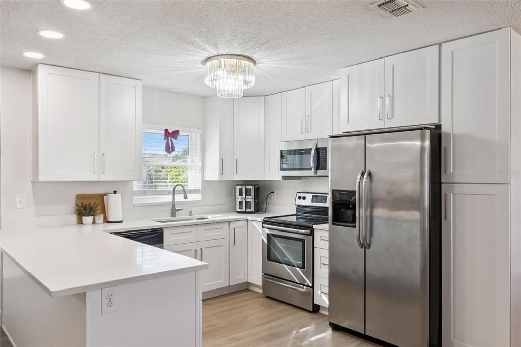 For Sale: $435,000 (4 beds, 2 baths, 1815 Square Feet)