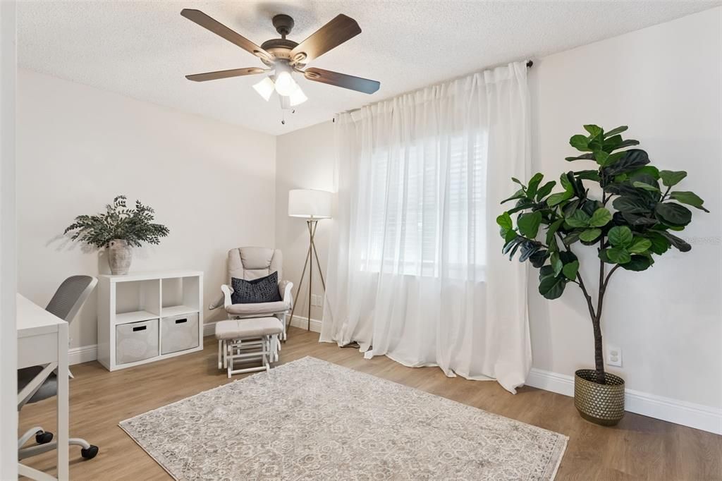 For Sale: $435,000 (4 beds, 2 baths, 1815 Square Feet)