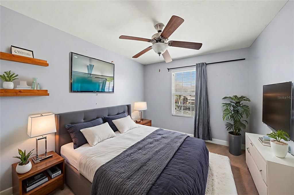 En Venta: $375,000 (4 camas, 2 baños, 2307 Pies cuadrados)