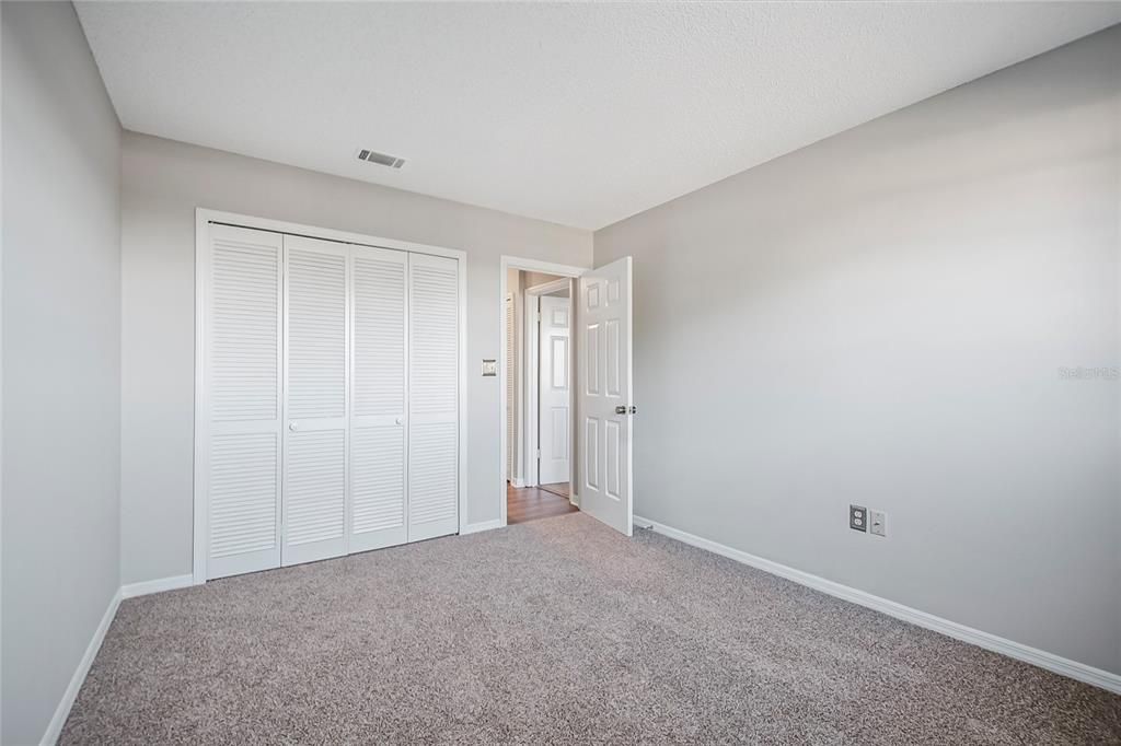 На продажу: $80,000 (2 спален, 2 ванн, 1134 Квадратных фут)