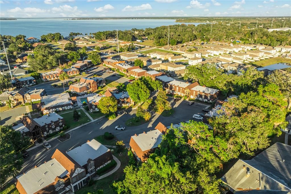 На продажу: $80,000 (2 спален, 2 ванн, 1134 Квадратных фут)