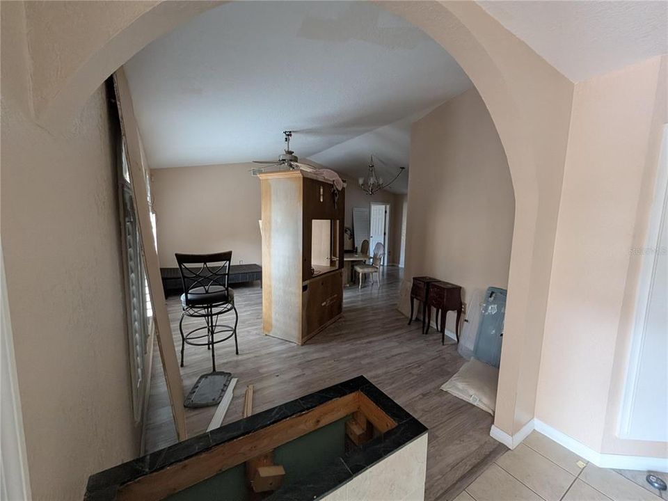 En Venta: $399,000 (3 camas, 3 baños, 2154 Pies cuadrados)