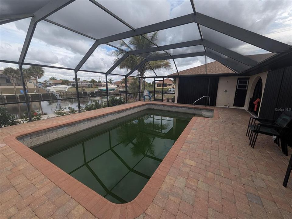 En Venta: $399,000 (3 camas, 3 baños, 2154 Pies cuadrados)