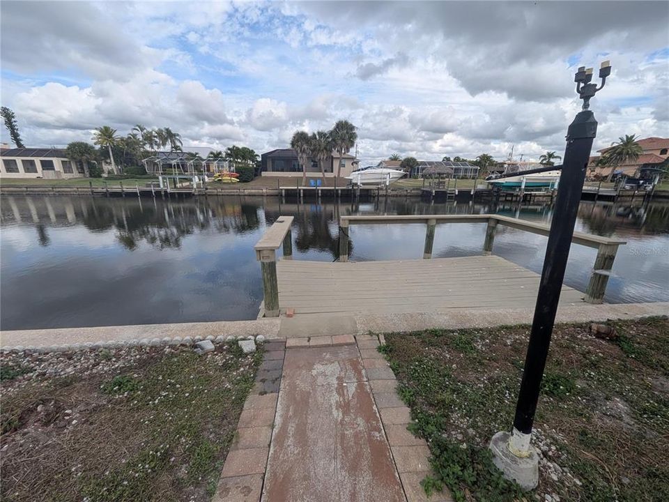 En Venta: $399,000 (3 camas, 3 baños, 2154 Pies cuadrados)