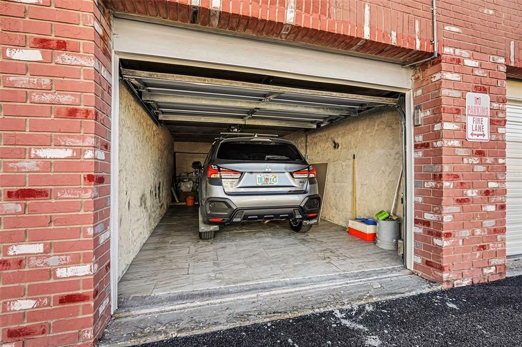 For Sale: $124,900 (2 beds, 2 baths, 1104 Square Feet)