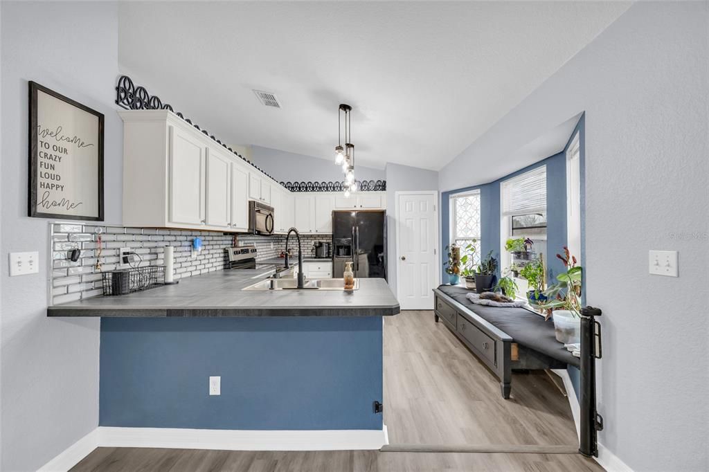 En Venta: $275,000 (3 camas, 2 baños, 1572 Pies cuadrados)