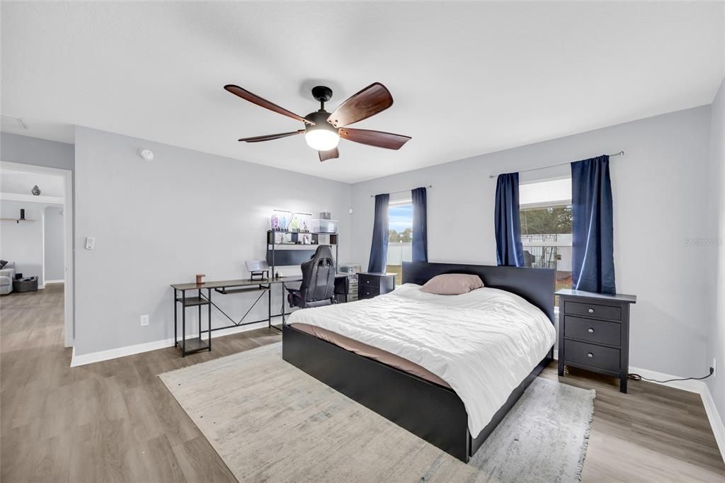 En Venta: $275,000 (3 camas, 2 baños, 1572 Pies cuadrados)