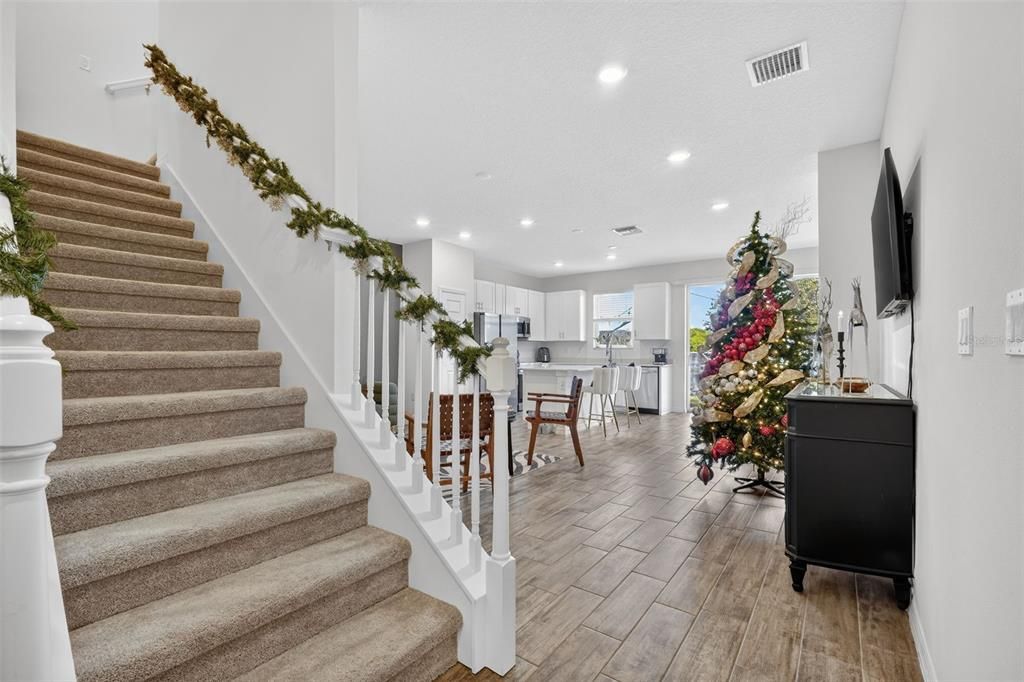 出租: $2,250 (3 贝兹, 2 浴室, 1646 平方英尺)