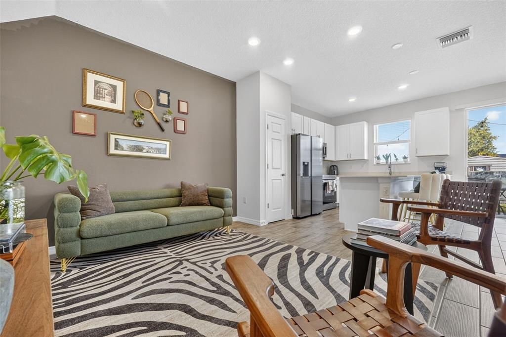 出租: $2,250 (3 贝兹, 2 浴室, 1646 平方英尺)