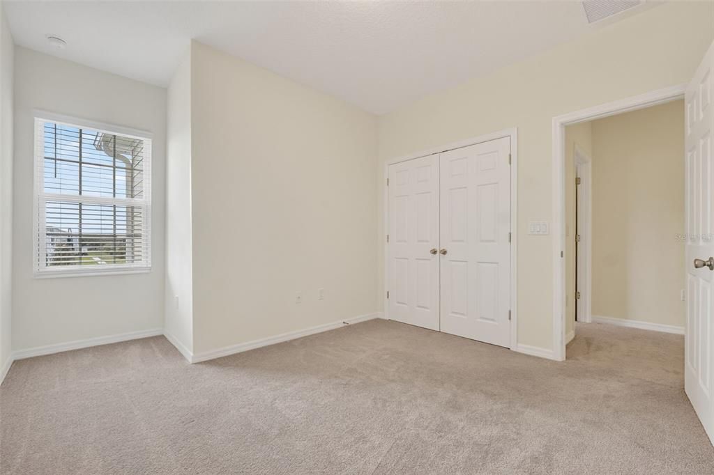 出租: $2,250 (3 贝兹, 2 浴室, 1646 平方英尺)