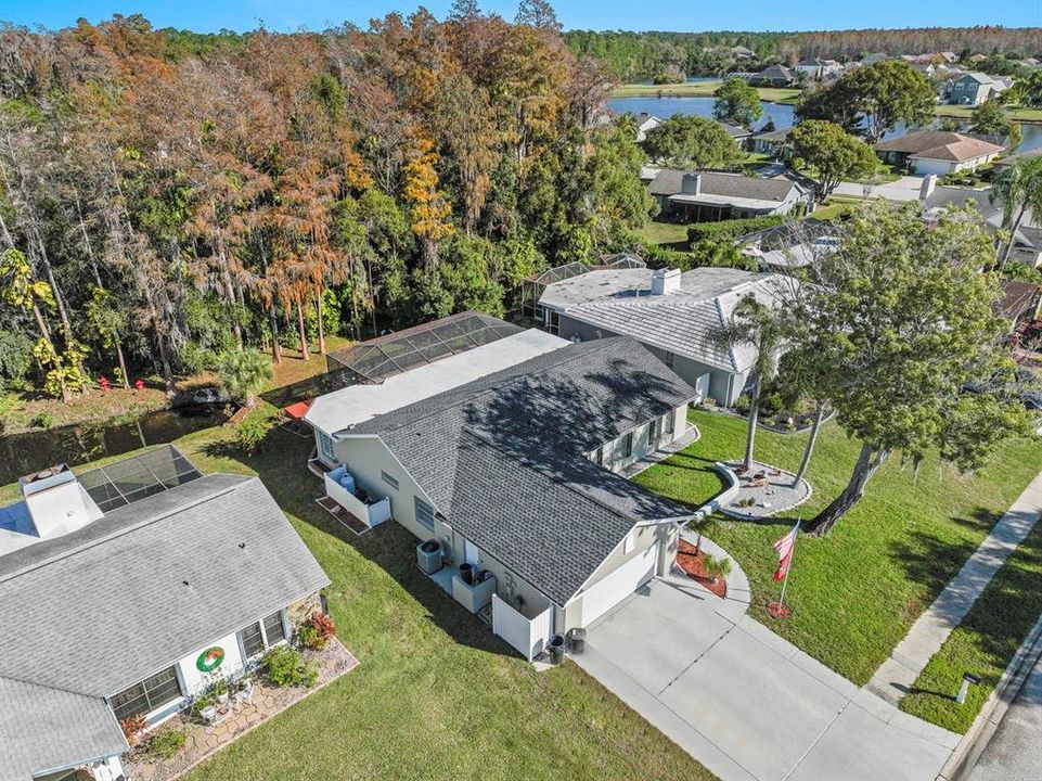 На продажу: $385,000 (3 спален, 2 ванн, 1677 Квадратных фут)