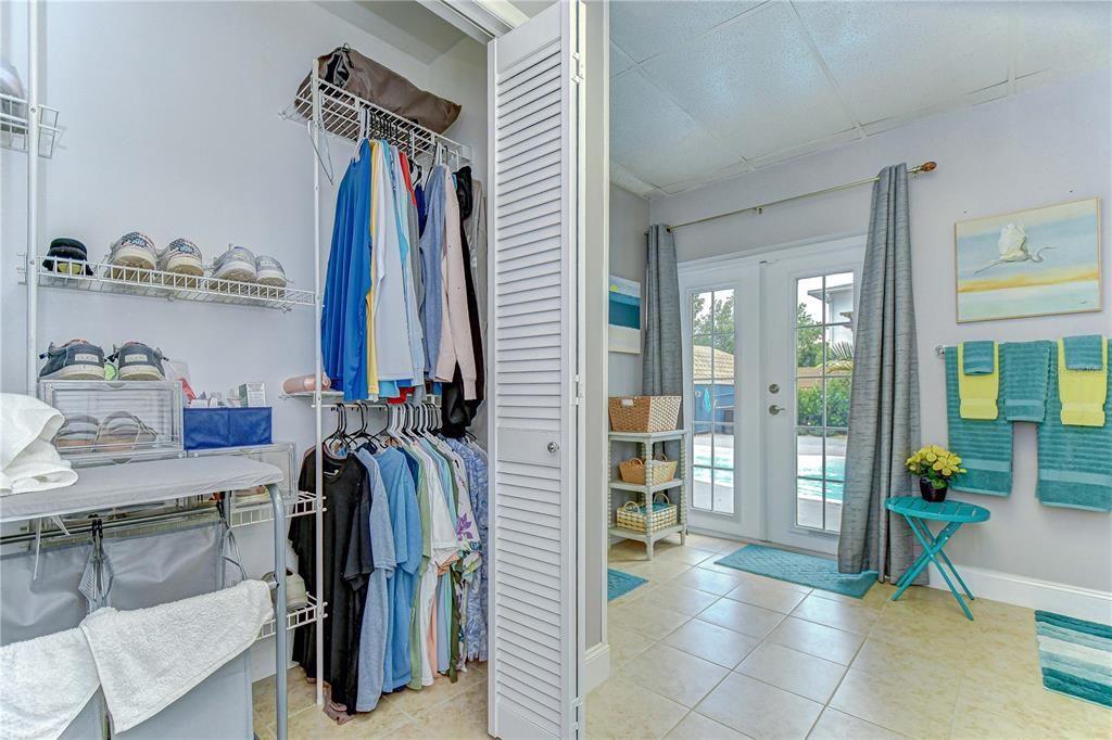 На продажу: $634,900 (3 спален, 2 ванн, 1556 Квадратных фут)