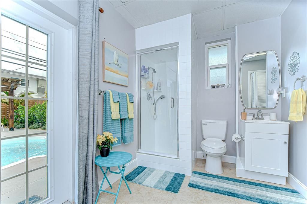 На продажу: $634,900 (3 спален, 2 ванн, 1556 Квадратных фут)