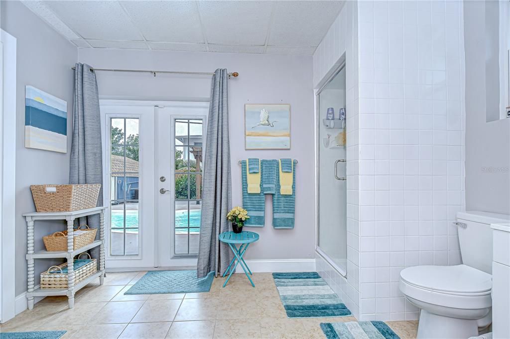 На продажу: $634,900 (3 спален, 2 ванн, 1556 Квадратных фут)