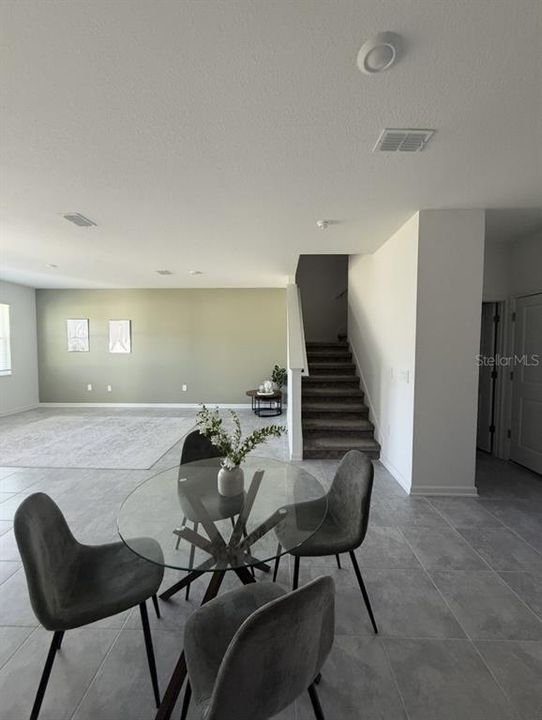 На продажу: $389,900 (4 спален, 3 ванн, 1954 Квадратных фут)