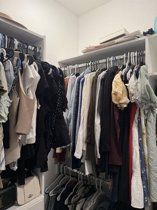 На продажу: $389,900 (4 спален, 3 ванн, 1954 Квадратных фут)