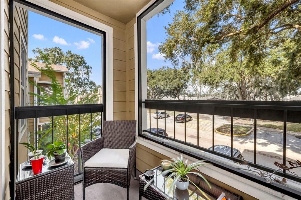 待售: $120,000 (2 贝兹, 2 浴室, 935 平方英尺)