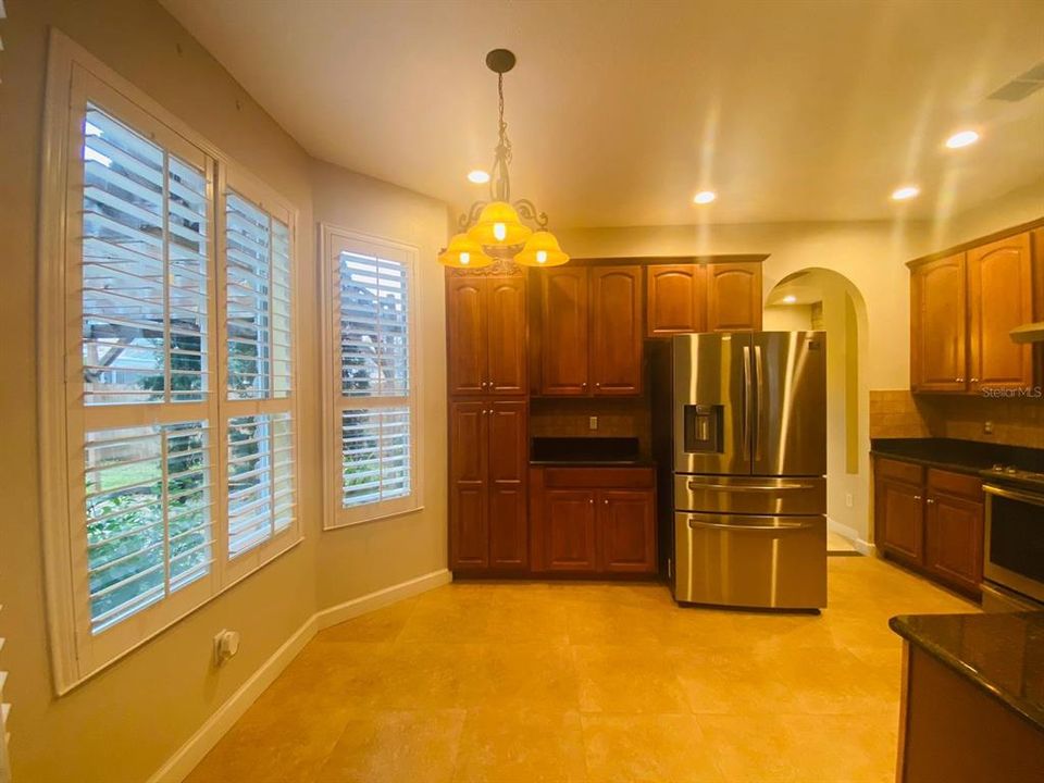 For Rent: $3,000 (4 beds, 2 baths, 2563 Square Feet)