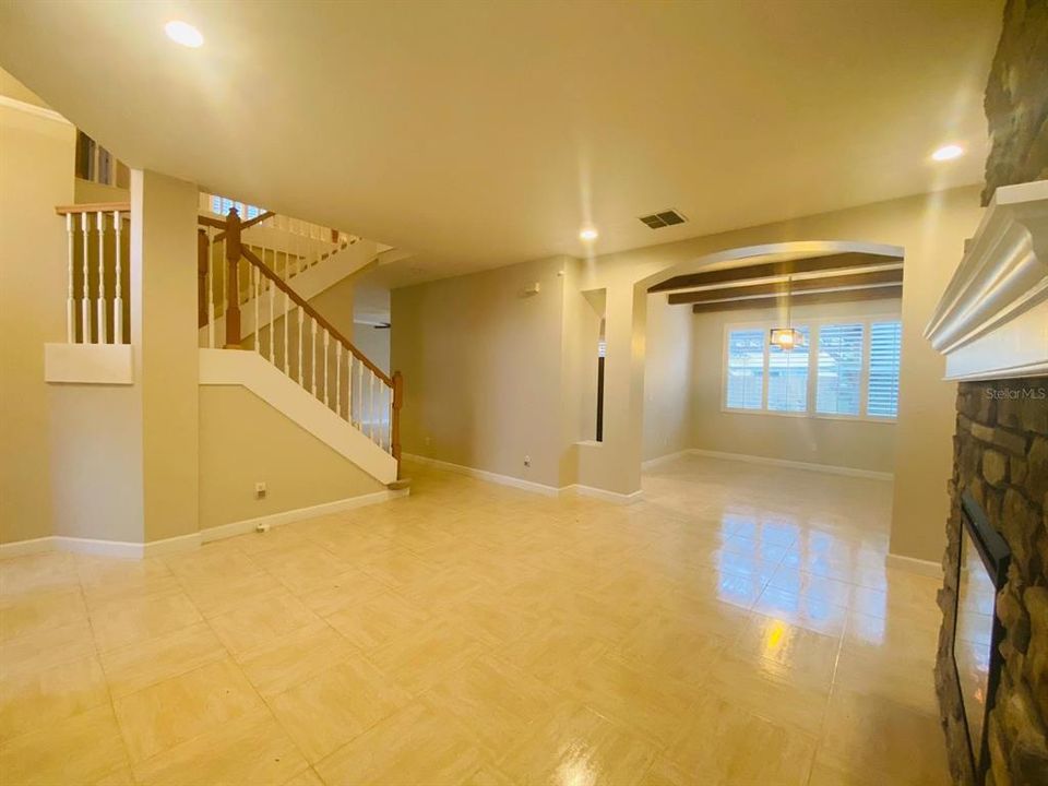 For Rent: $3,000 (4 beds, 2 baths, 2563 Square Feet)