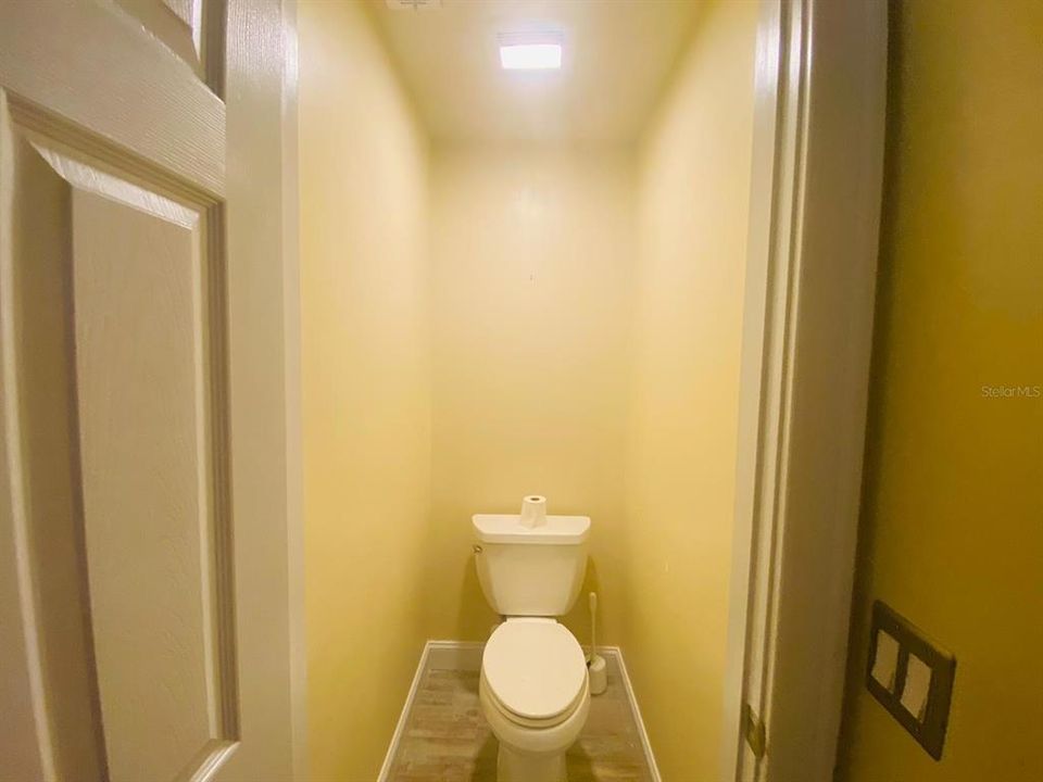 For Rent: $3,000 (4 beds, 2 baths, 2563 Square Feet)