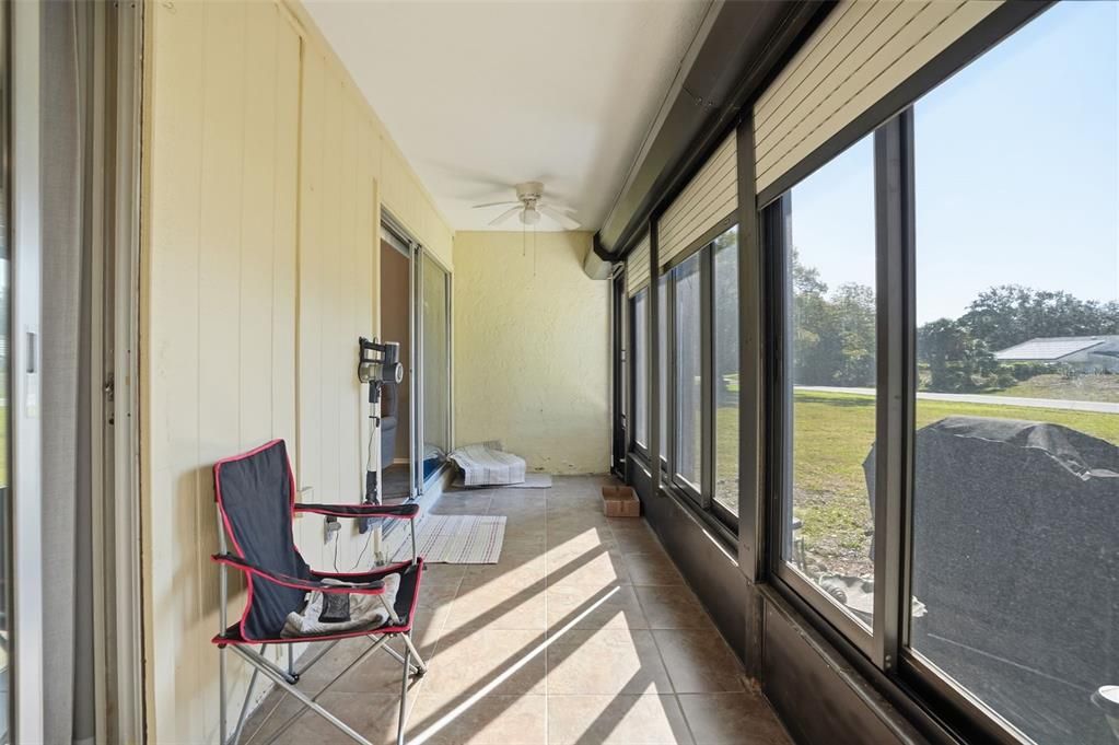 En Venta: $97,000 (2 camas, 2 baños, 978 Pies cuadrados)