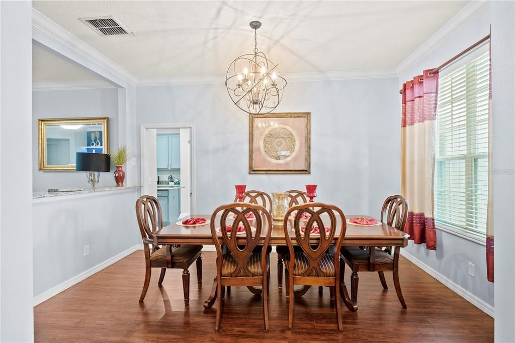 En Venta: $570,000 (4 camas, 4 baños, 3171 Pies cuadrados)