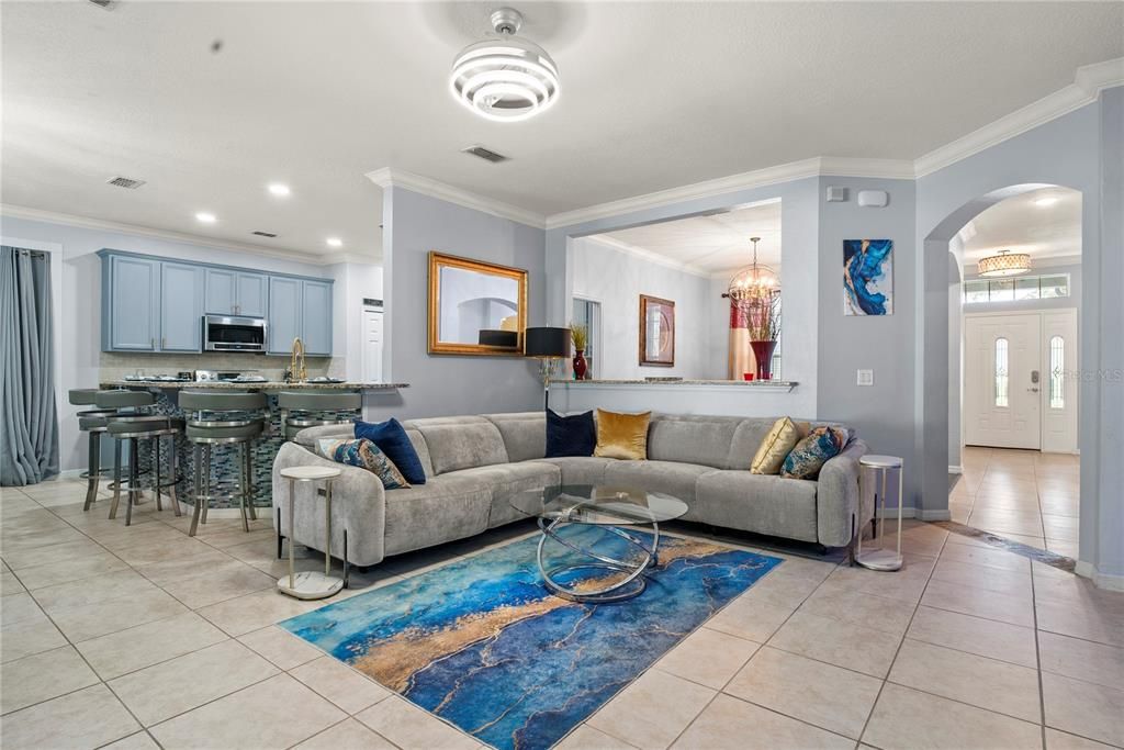 En Venta: $570,000 (4 camas, 4 baños, 3171 Pies cuadrados)